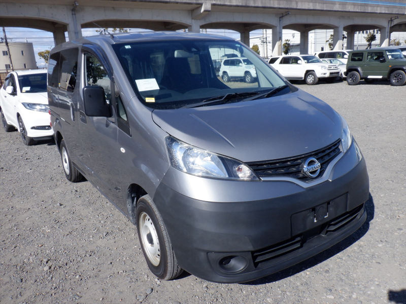 Nissan NV200 2020