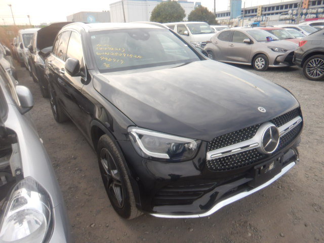 Mercedes Benz GLC-class 2021