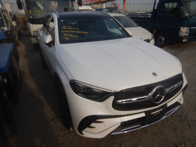 Mercedes Benz GLC-class 2024