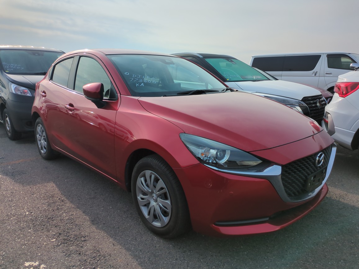 Mazda Mazda2 2023