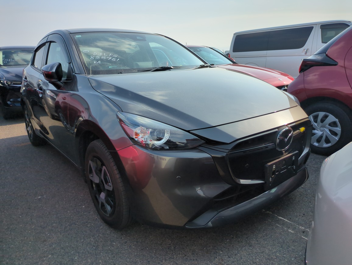 Mazda Mazda2 2024