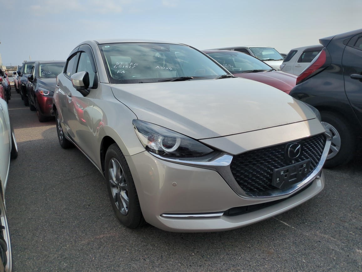 Mazda Mazda2 2022