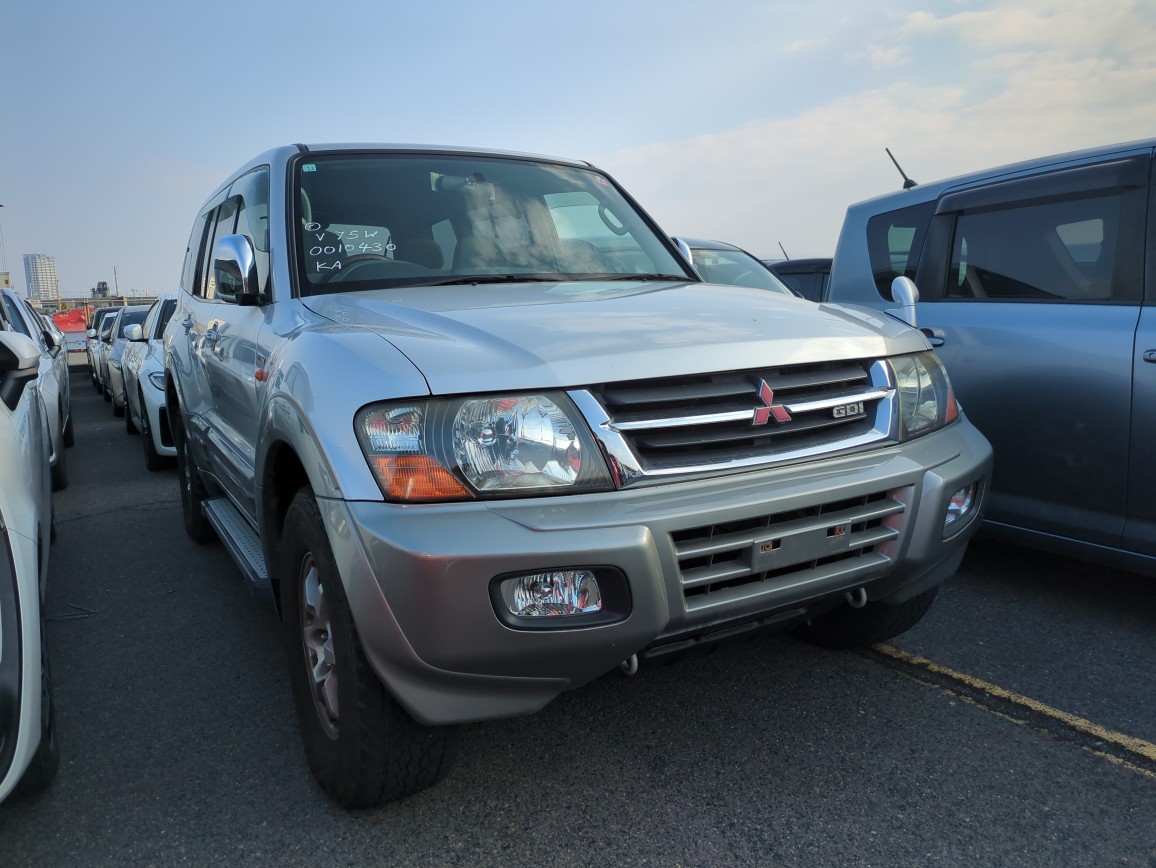 Mitsubishi Pajero 2000