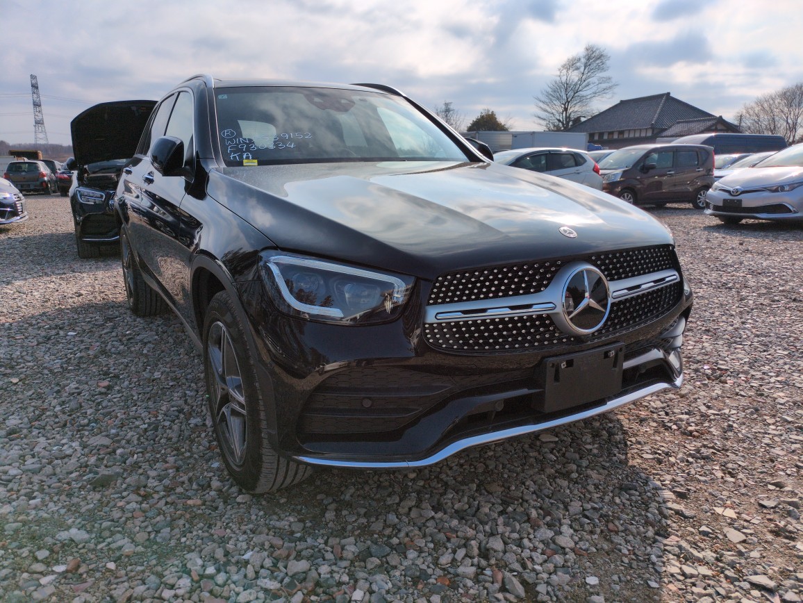 Mercedes Benz GLC-class 2021