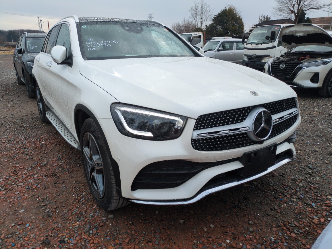 Mercedes Benz GLC-class 2022