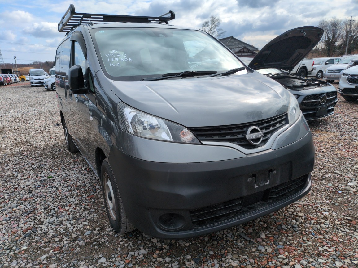 Nissan NV200 2021