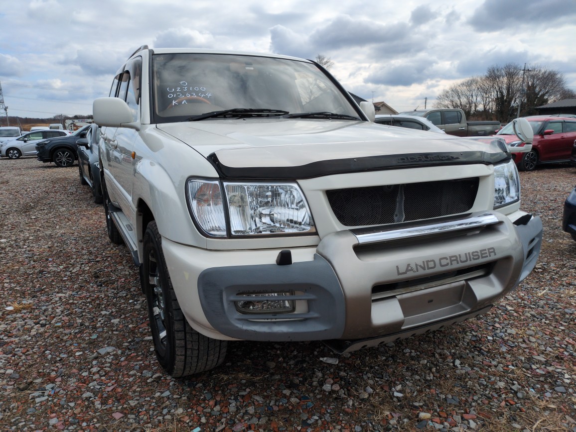 Toyota Land Cruiser 100 2002