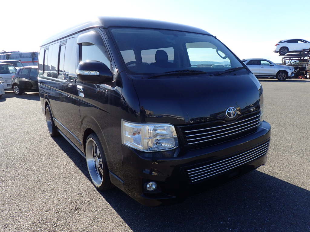 Toyota Hiace Wagon 2010