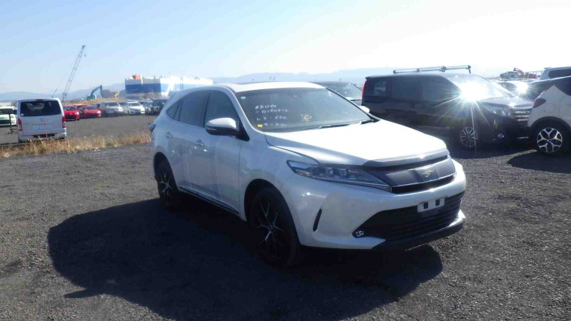 Toyota Harrier 2020