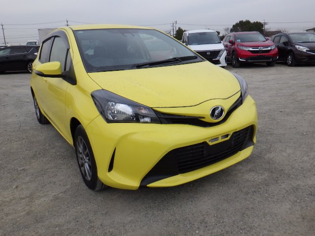 Toyota Vitz 2015
