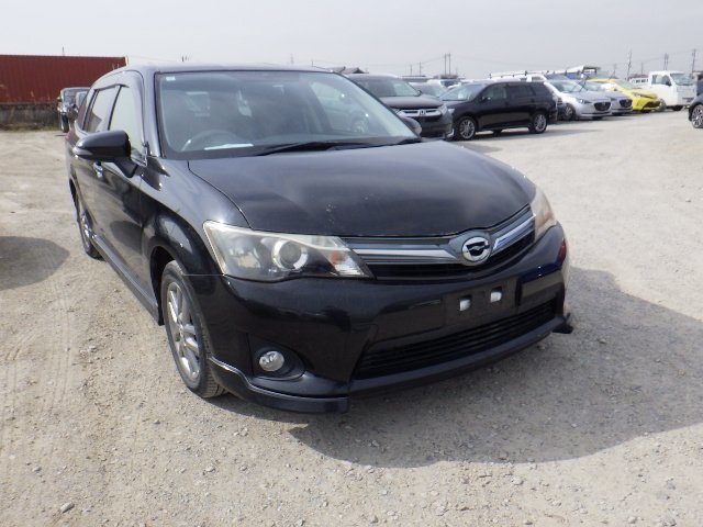 Toyota Corolla Fielder 2013