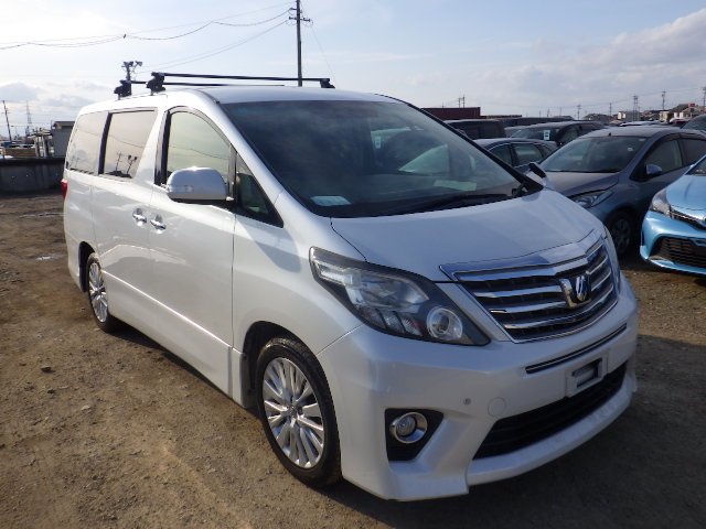 Toyota Alphard 2012