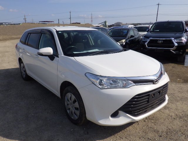 Toyota Corolla Fielder 2016