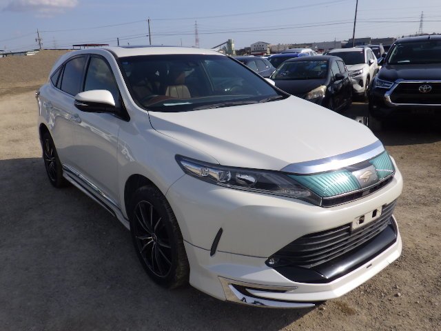 Toyota Harrier 2017