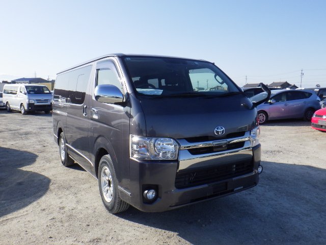 Toyota Hiace Van 2018