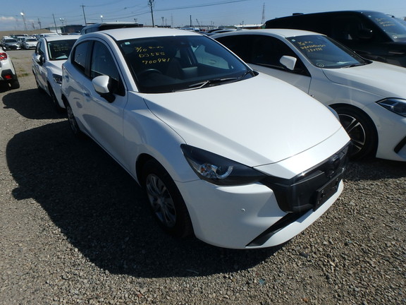 Mazda Mazda2 2023