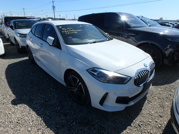 BMW 1 Series 2021