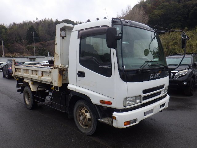 Isuzu Forward 2006