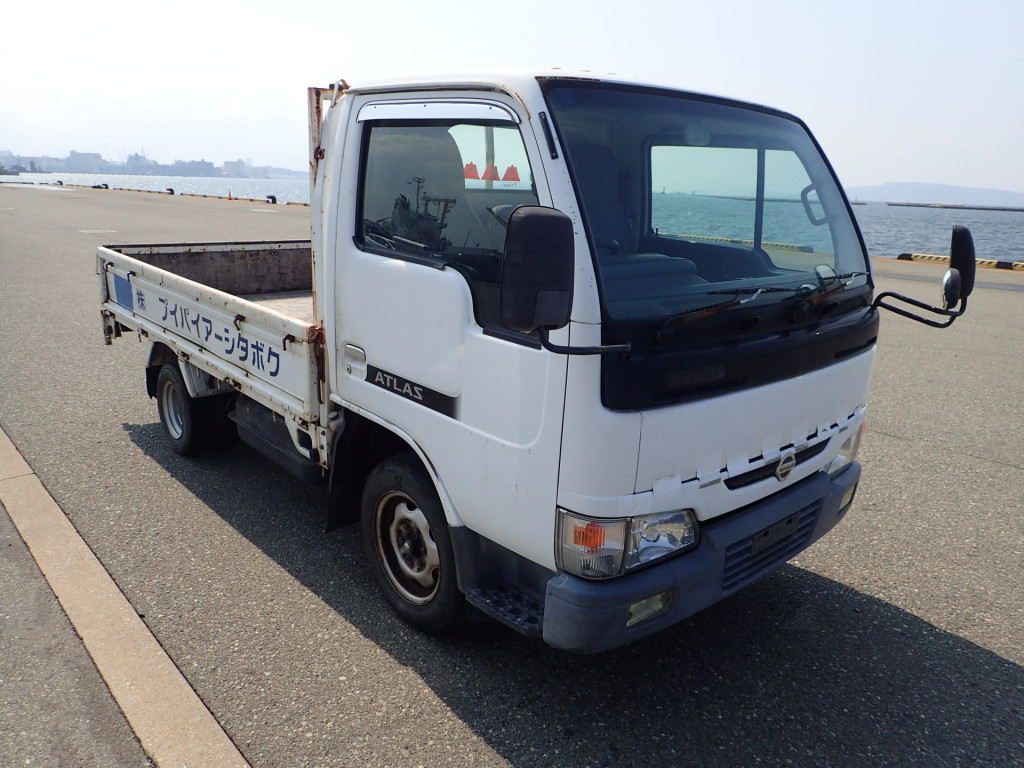 Nissan Atlas 2007