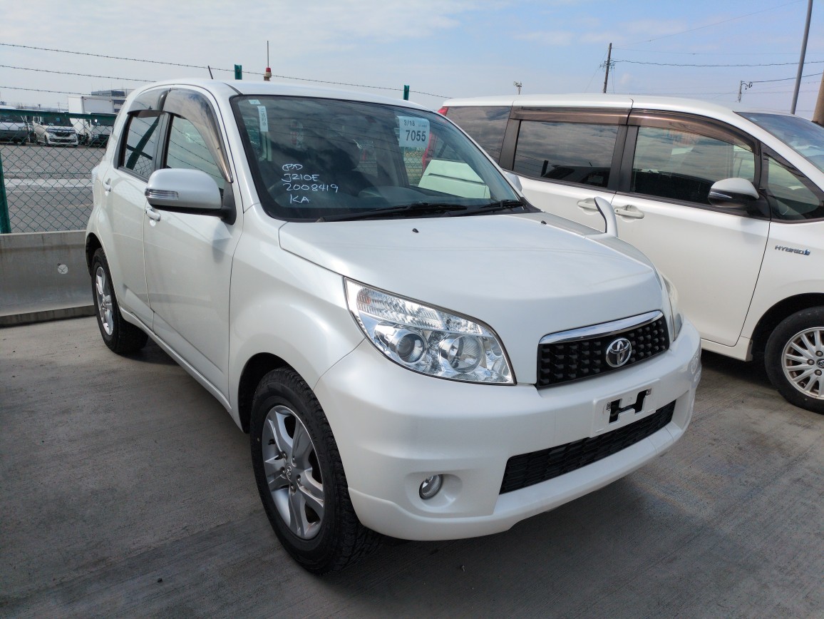Toyota Rush 2015