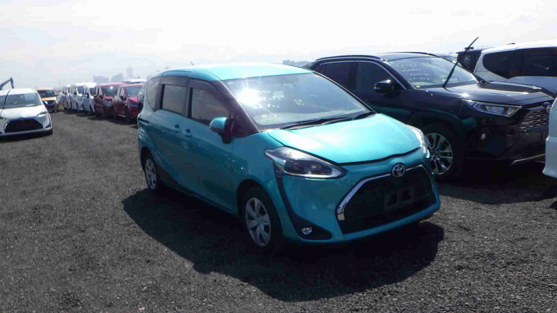 Toyota Sienta 2019