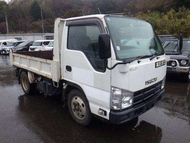 Isuzu Elf 2011