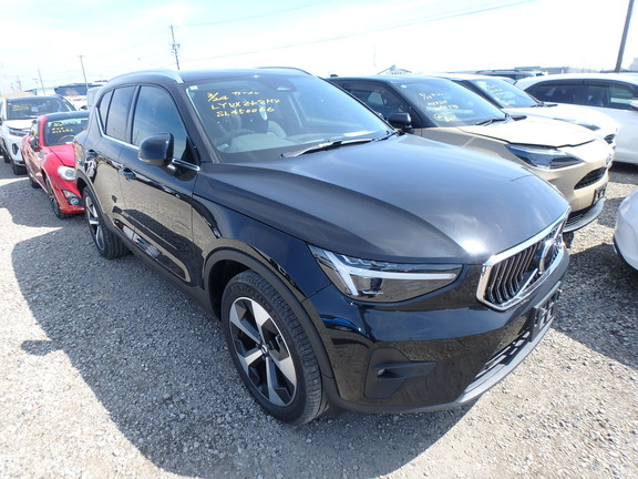 Volvo XC40 2024