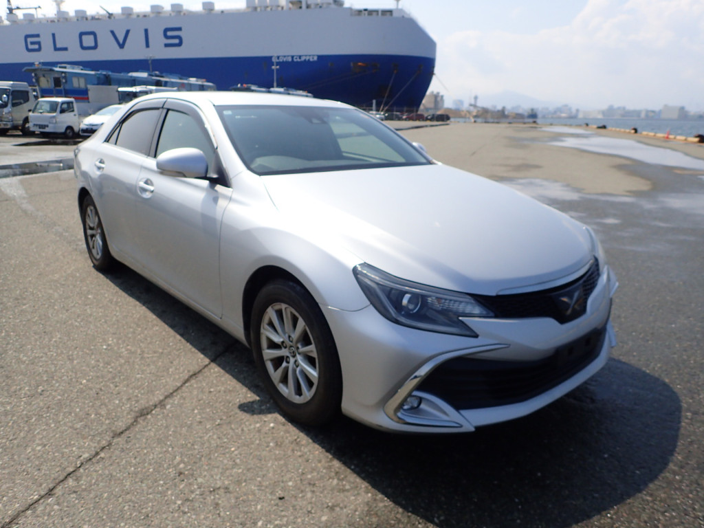Toyota Mark X 2018