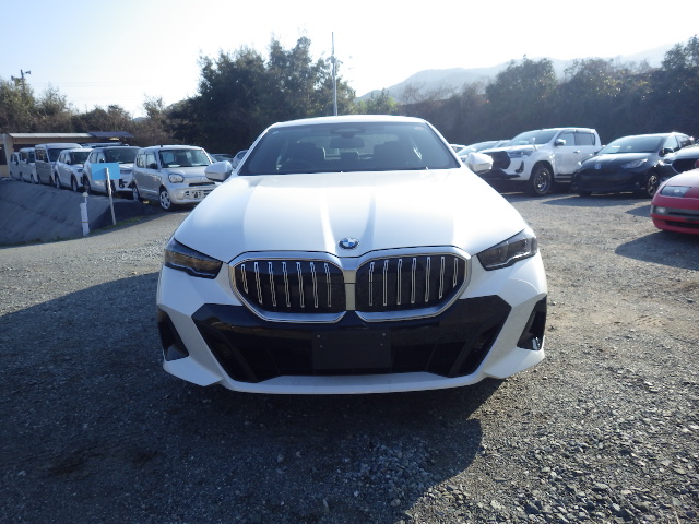 BMW 5 Series 2024