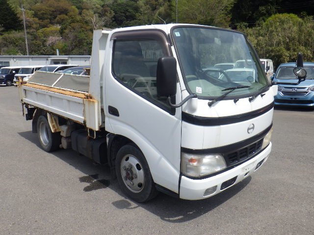 Hino Dutro 2006