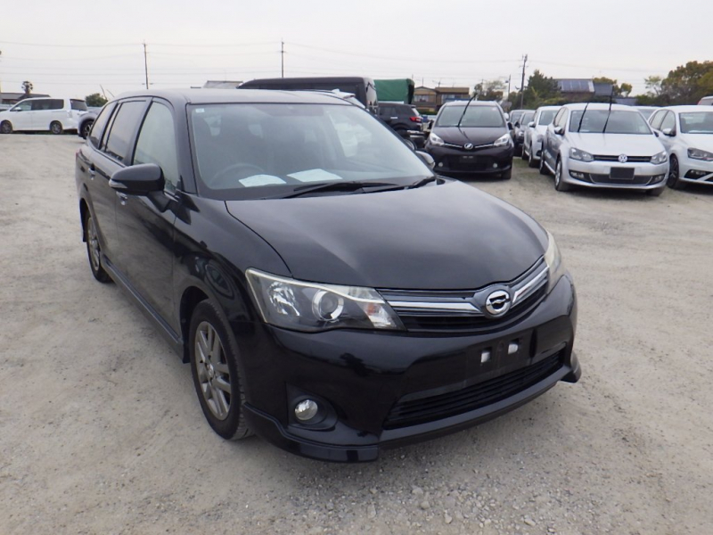 Toyota Corolla Fielder 2013