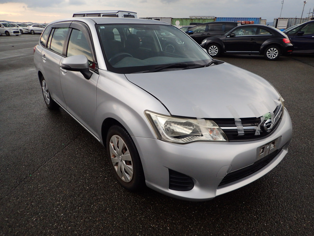 Toyota Corolla Fielder 2014
