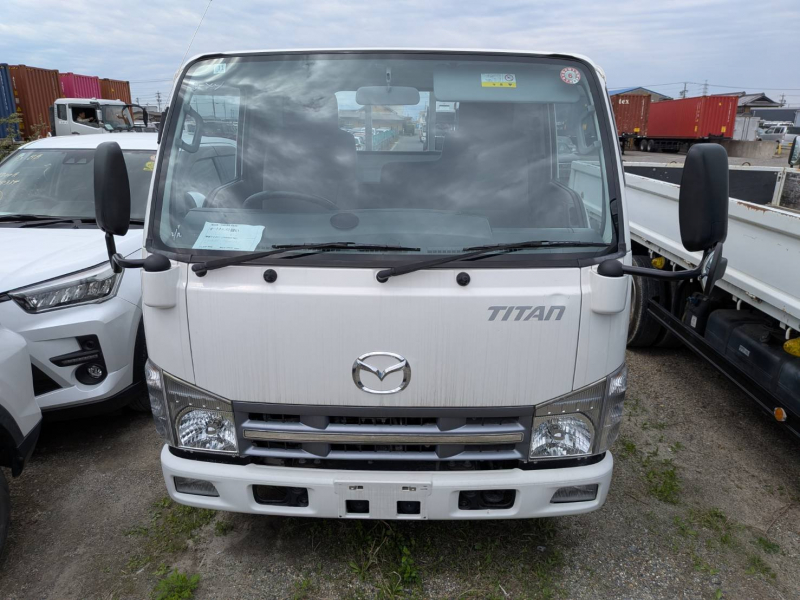 Mazda Titan 2014