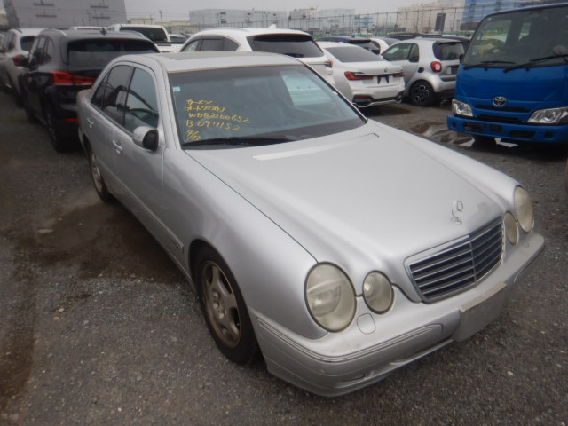 Mercedes Benz E-Class 2000
