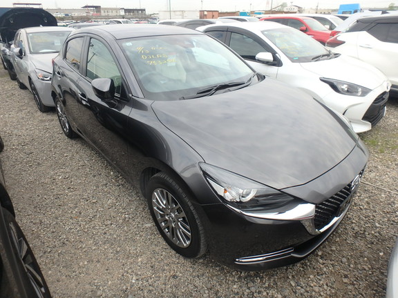 Mazda Mazda2 2021