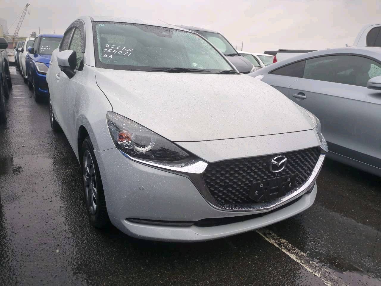Mazda Mazda2 2021