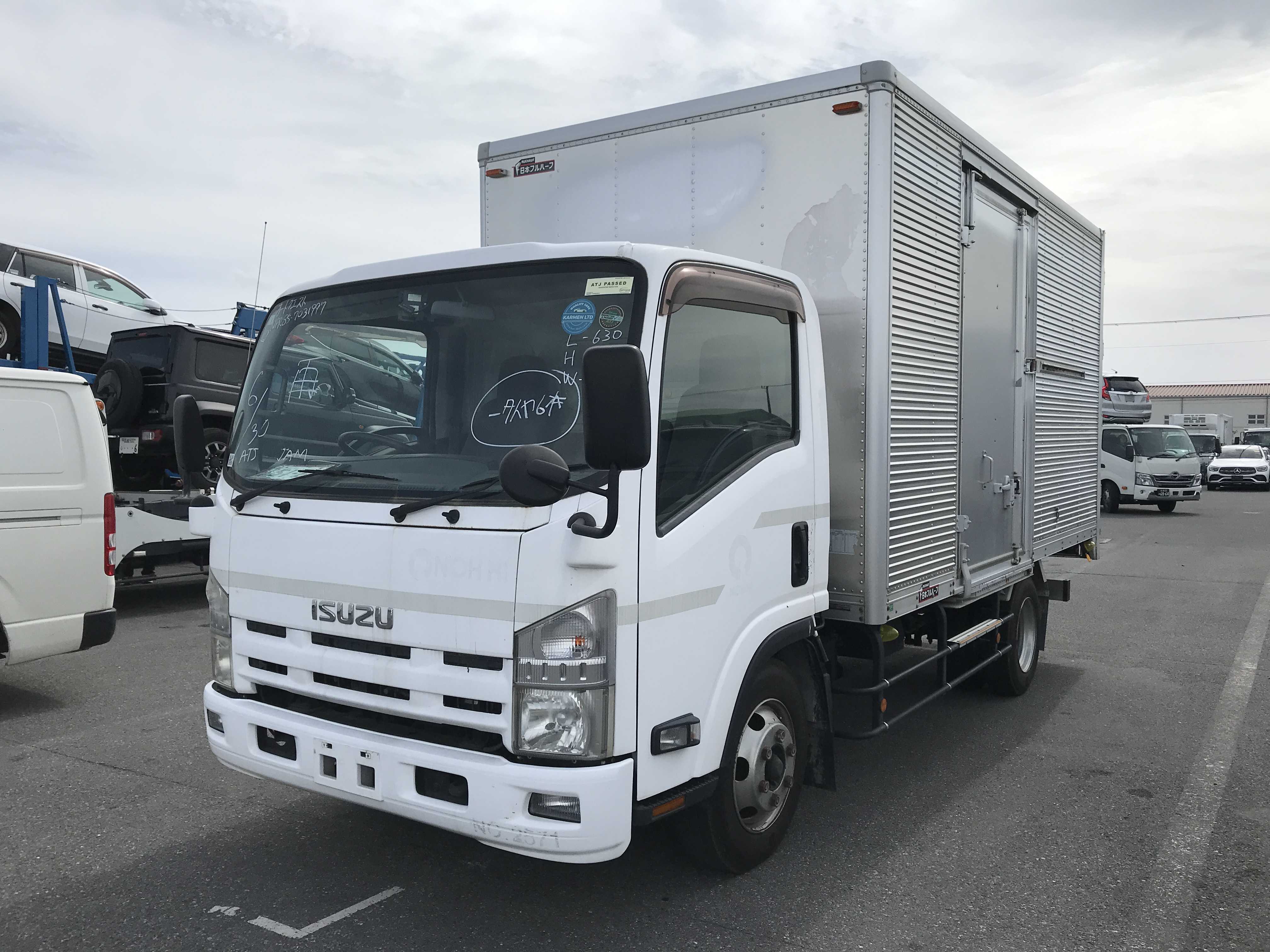 Isuzu Elf 2012