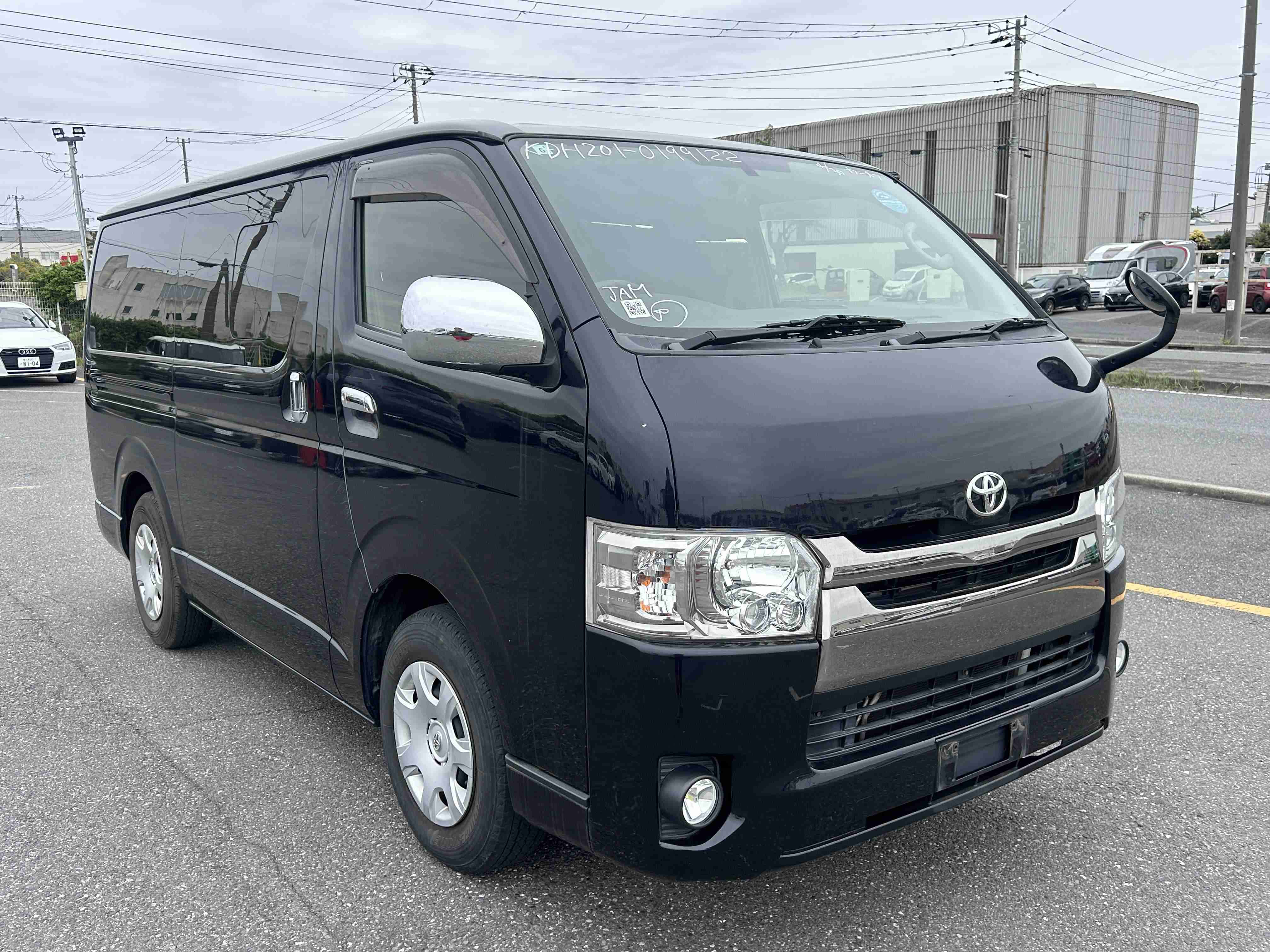 Toyota Hiace 2016