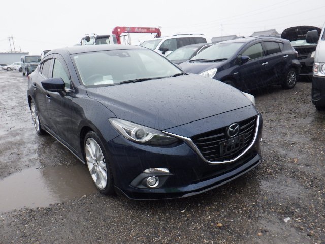Mazda Axela 2016