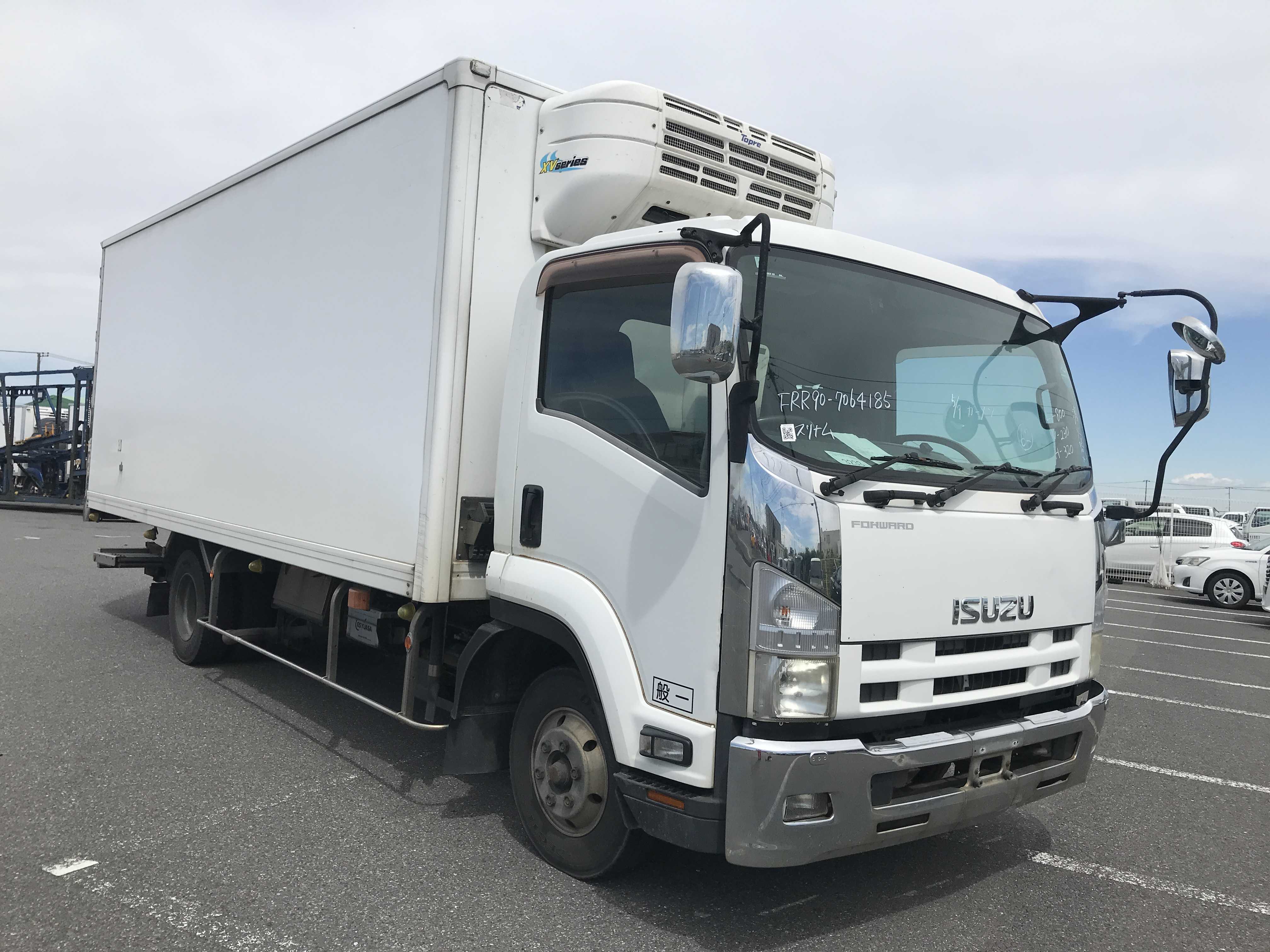 Isuzu Forward 2014
