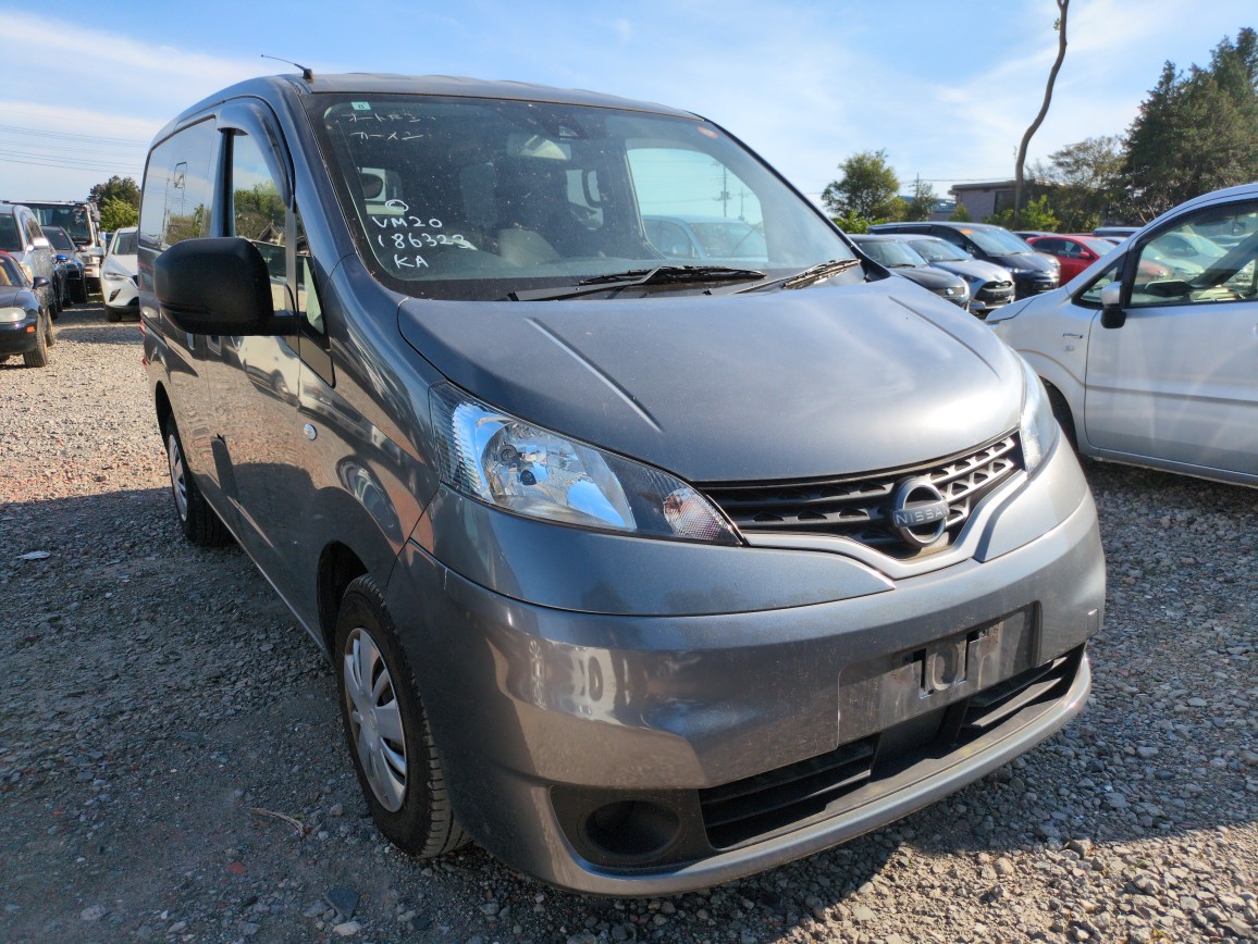 Nissan NV200 2021