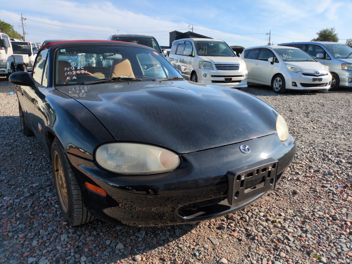 Mazda Roadster 1999