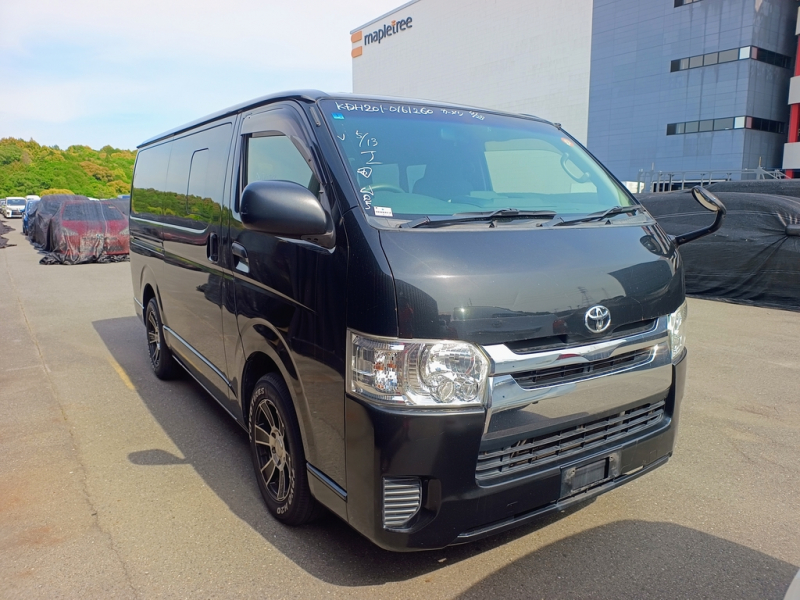 Toyota Regiusace Van 2015