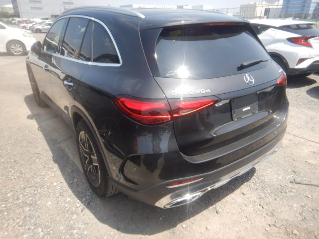 Mercedes Benz GLC-class 2023