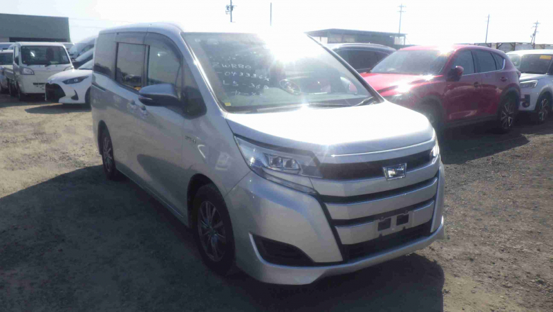 Toyota Noah 2020