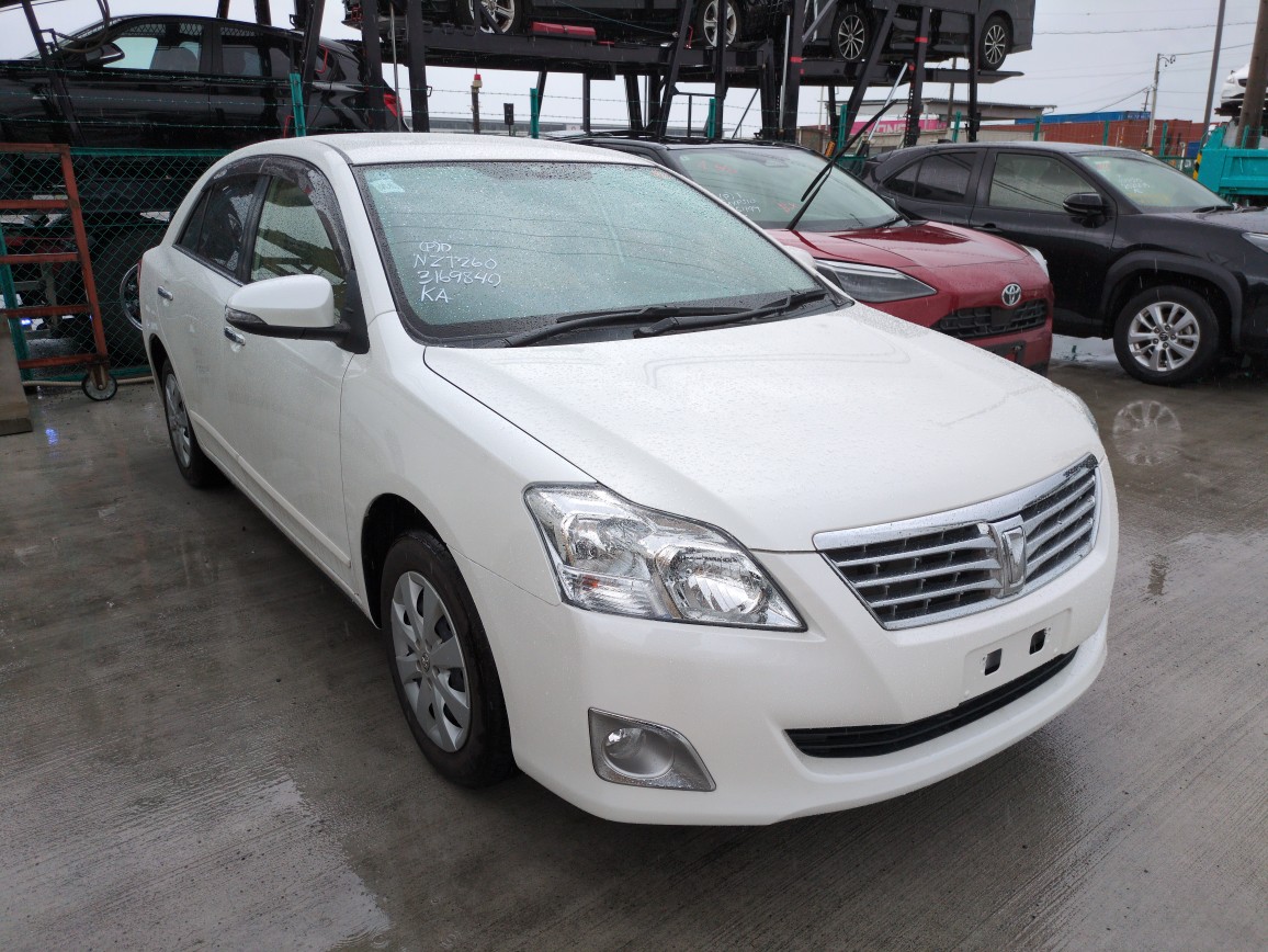 Toyota Premio 2016