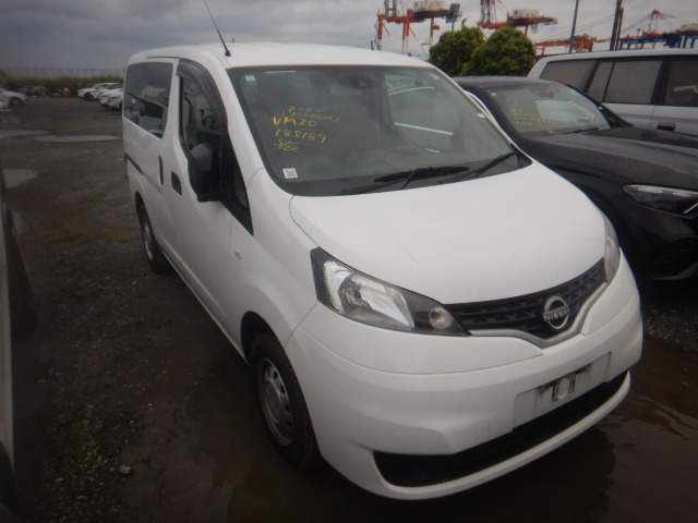 Nissan NV200 2022