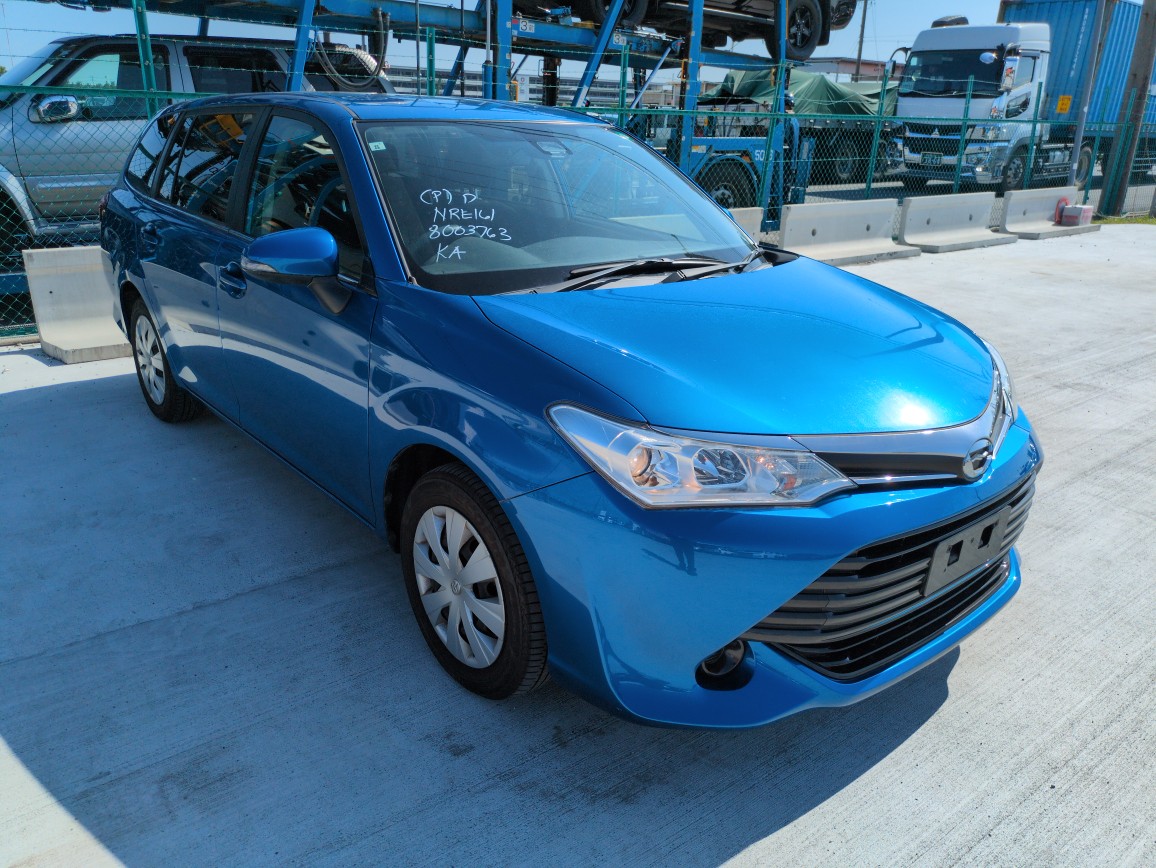 Toyota Corolla Fielder 2015