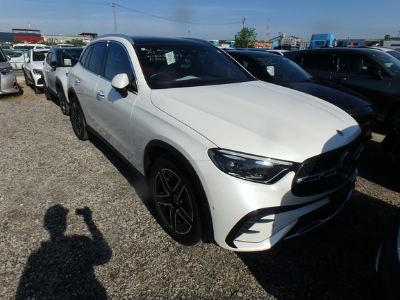 Mercedes Benz GLC-class 2023