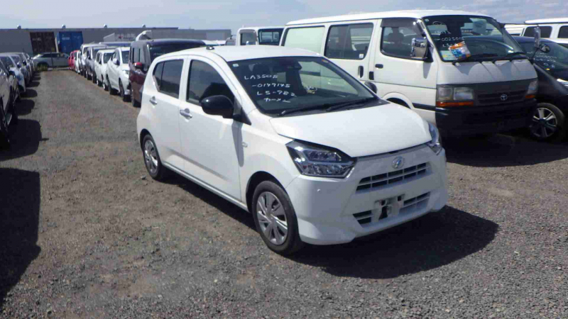 Daihatsu Mira e:S 2019